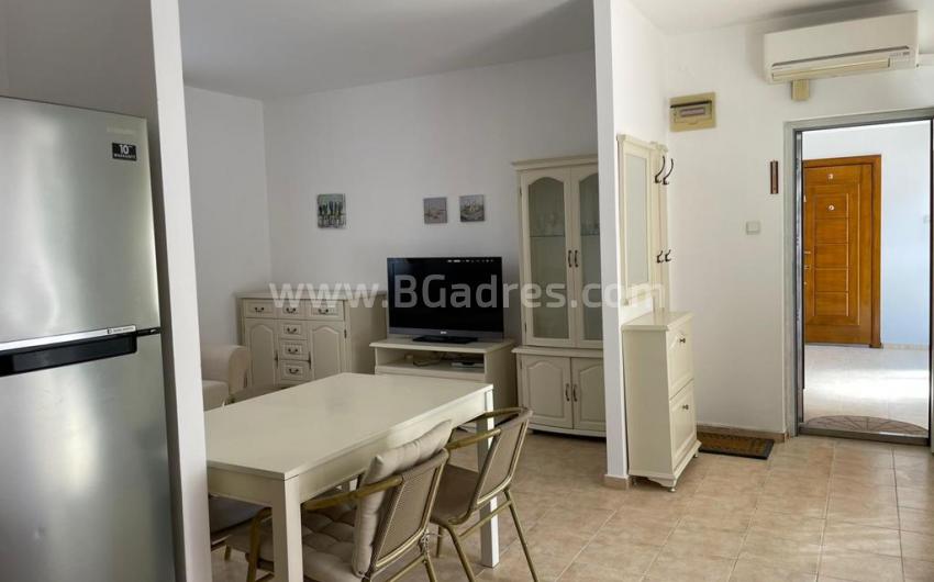 Two-room apartment in the Old House complex I №2466