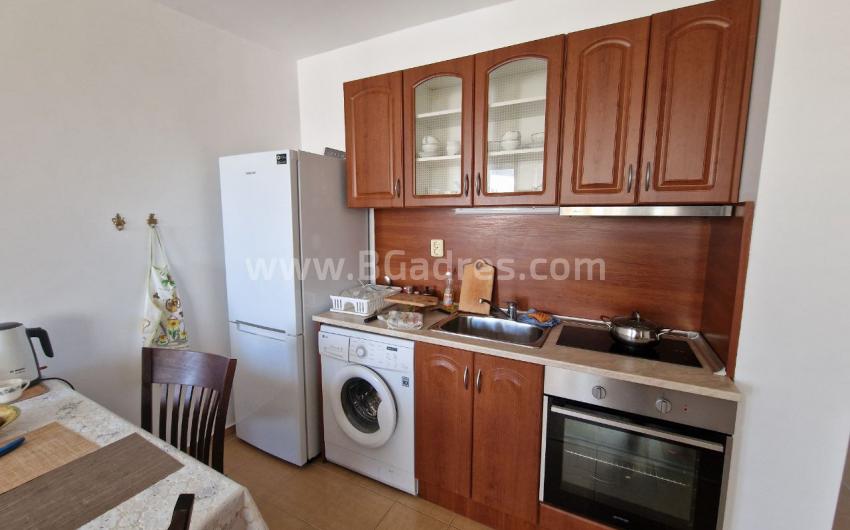 Apartment with low maintenance fee in St. Vlas І №3530