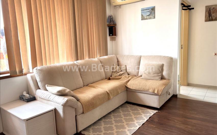 Apartment with a sea view in residential building І No. 2563