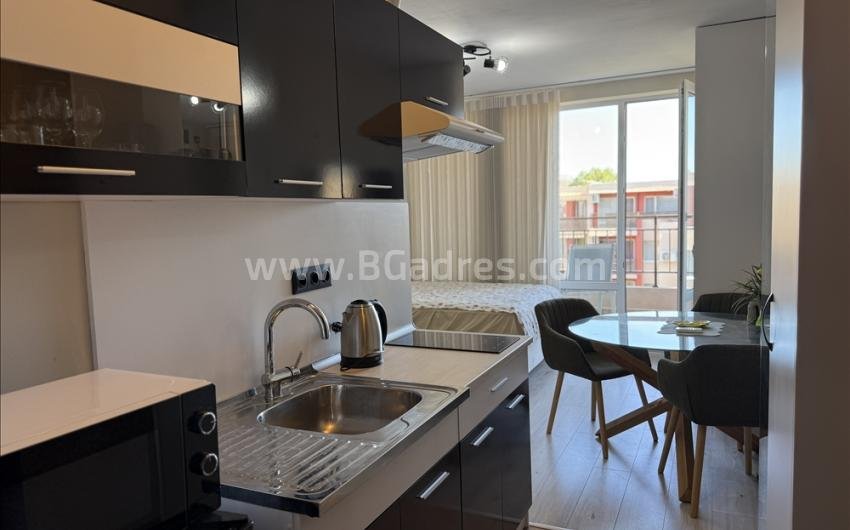 Студия в рассрочку в комплексе Холидей Форт І №4603