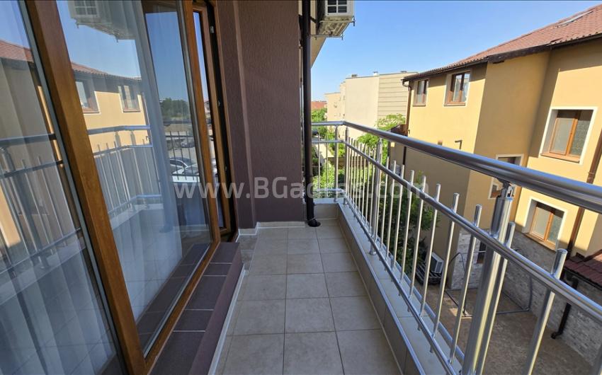 Apartment in a residential building in Sarafovo І №4782