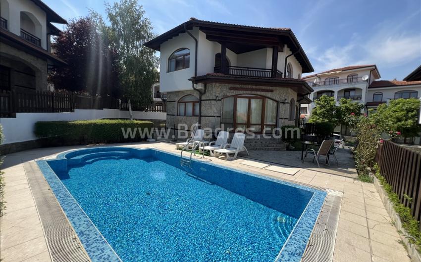 Haus mit privatem Pool in der Anlage І №3778