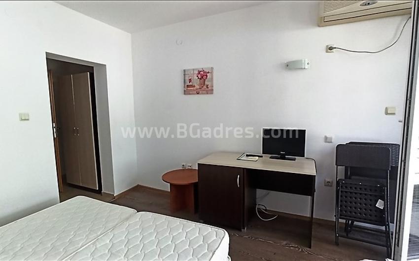 Inexpensive studio in Sarafovo I №2408