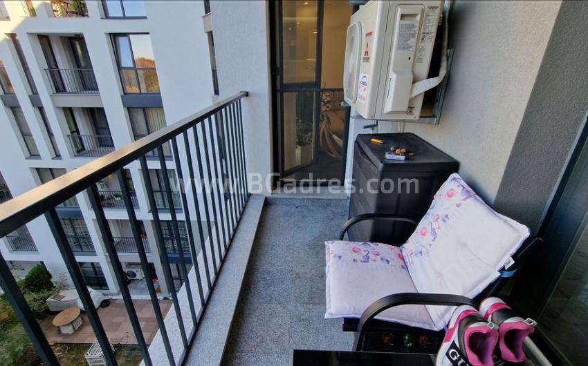 Многостаен апартамент за постоянно живеене в Сарафово І № 2670