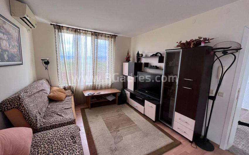 Apartment at a bargain price near the sea І No. 2428