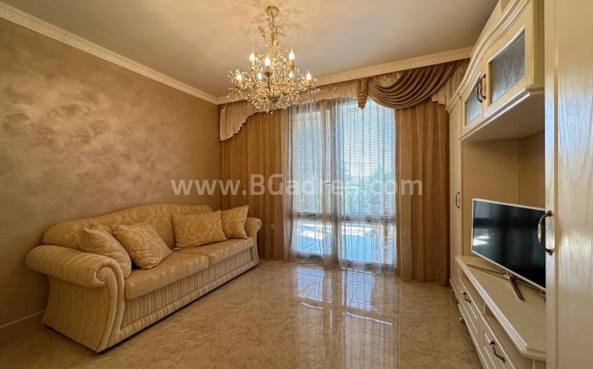 Квартира в комплексе Эстебан І №4337