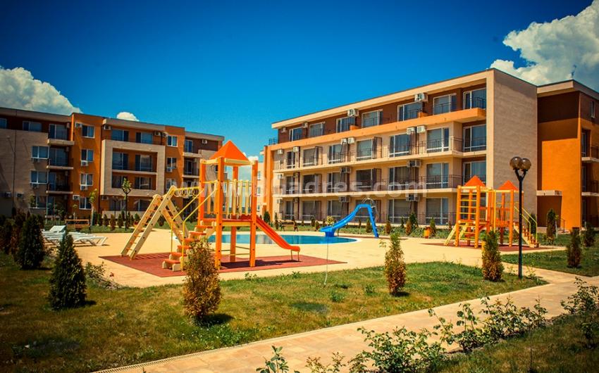 Купить дешевую двухкомнатную квартиру у моря в Болгарии