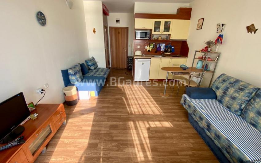 Studio with sea view cheap offer | №2330