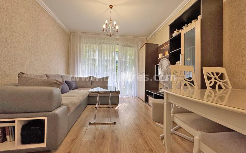Apartment with a courtyard in the VIP Park complex І №4745