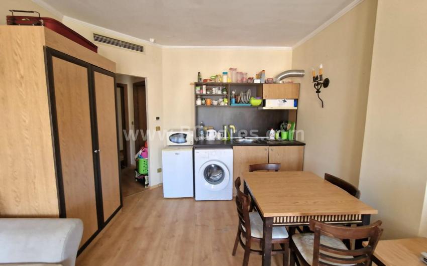 Cheap real estate in Sarafovo - living room