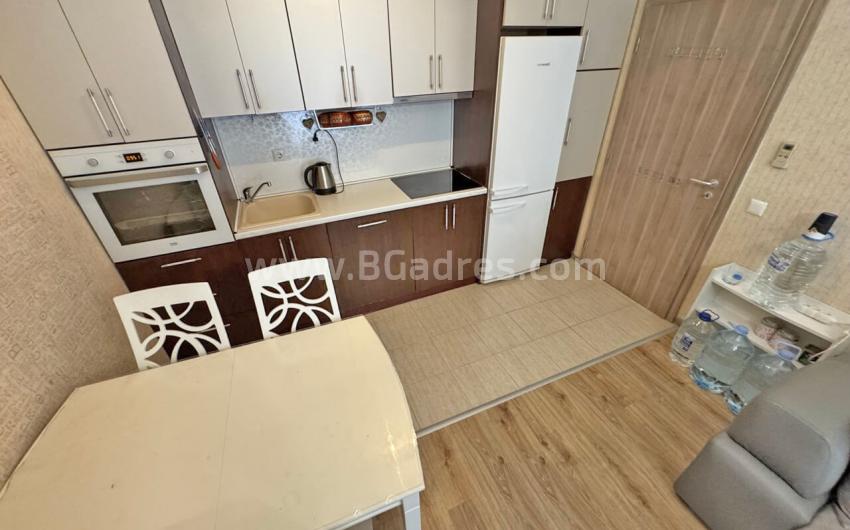 Apartment with a courtyard in the VIP Park complex І №4745