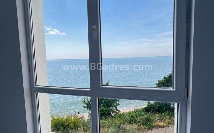 Sea view apartment on the front sea line І №3382