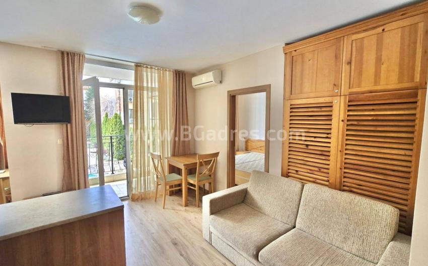 Apartment in the Dawn Park complex І №4710