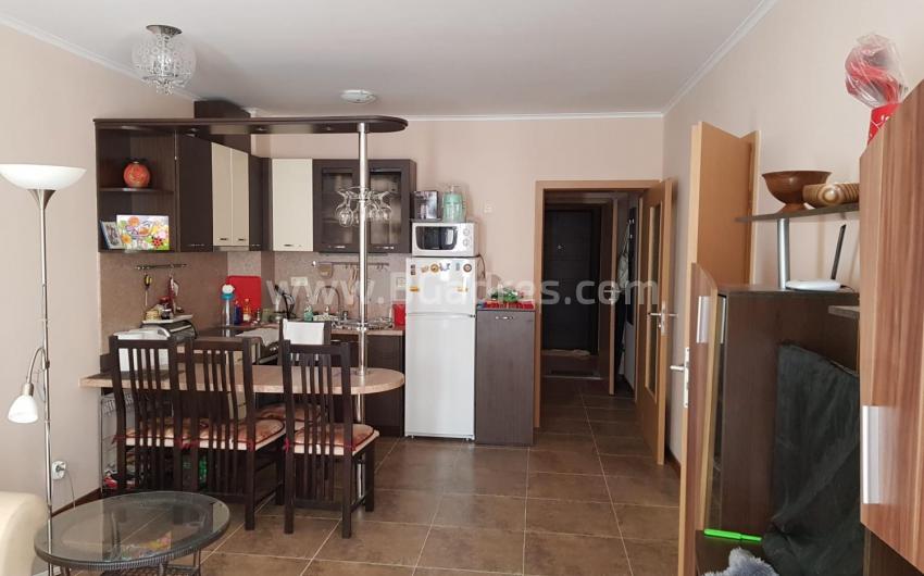 Three-room apartment for permanent residence in Pomorie | №2321