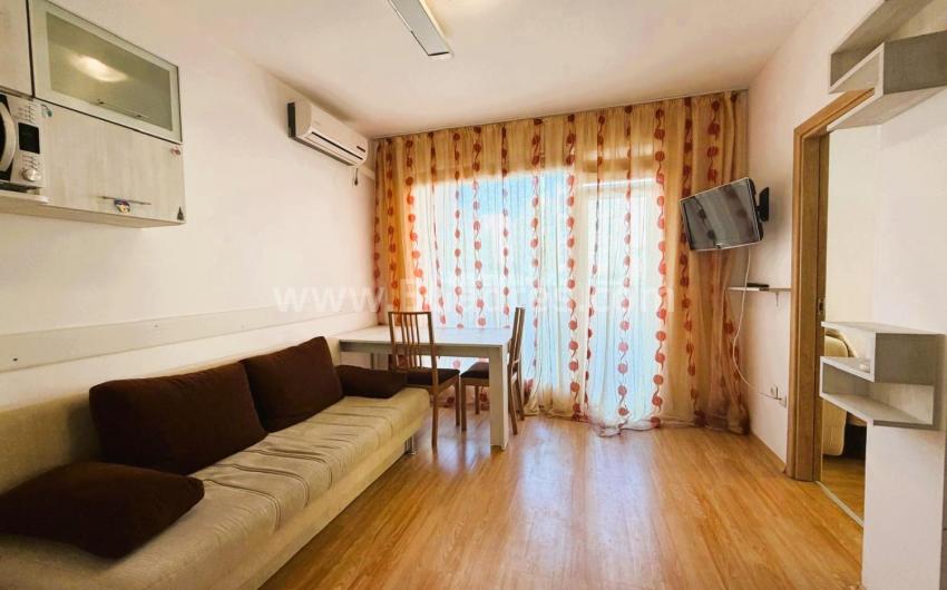 Тристаен апартамент в комплекс Съни Дей 6 І №4523