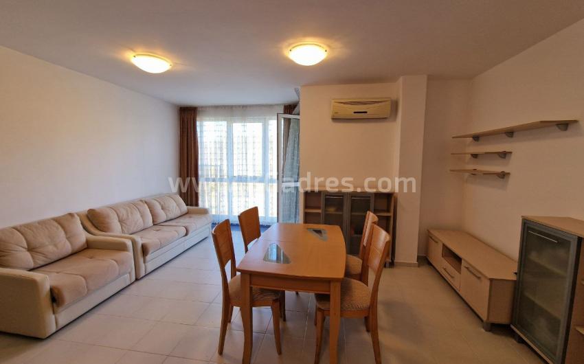 Apartment with low maintenance fee in St. Vlas І №3906