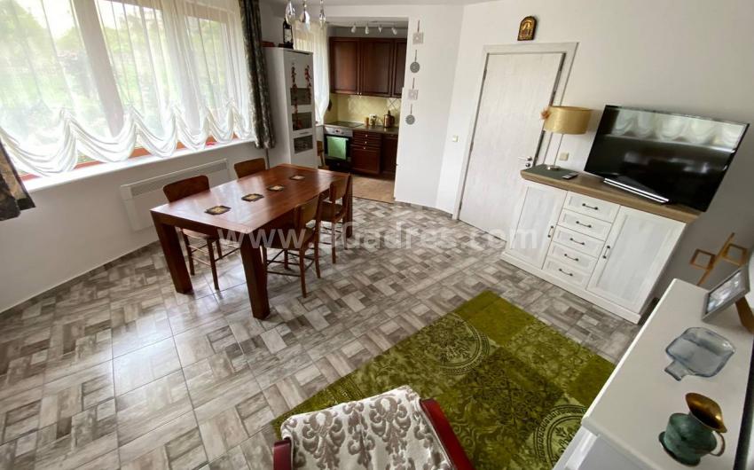 Apartment in a residential building in Byala І №2997