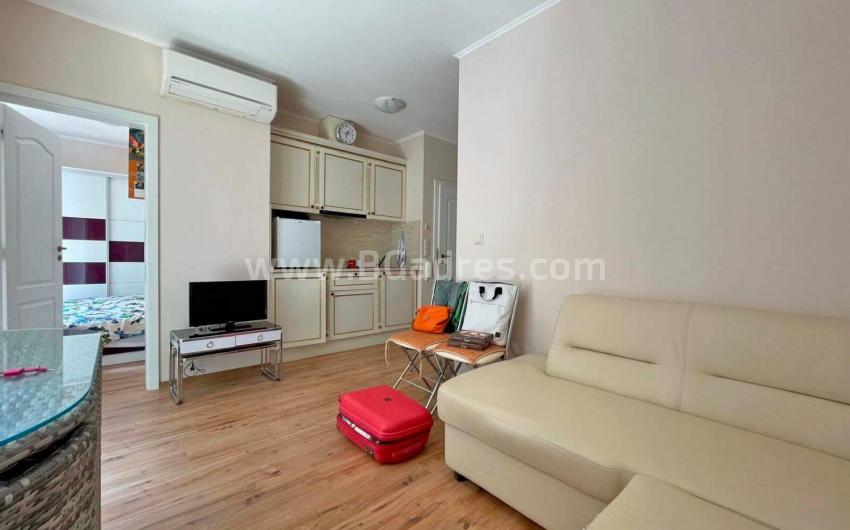 Apartment in the Dawn Park Deluxe complex І №3076