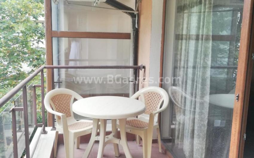 Apartment at a bargain price in St. Vlas I No. 2678