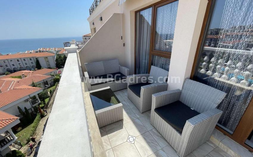 Apartment with sea and mountain views І №3356