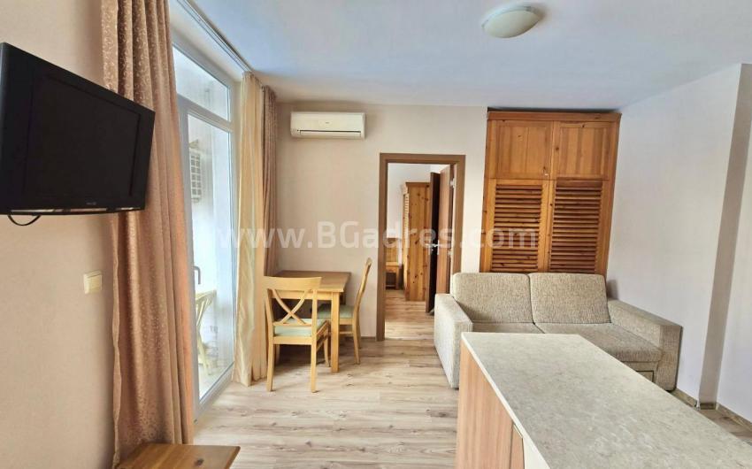 Apartment in the Dawn Park complex І №4710