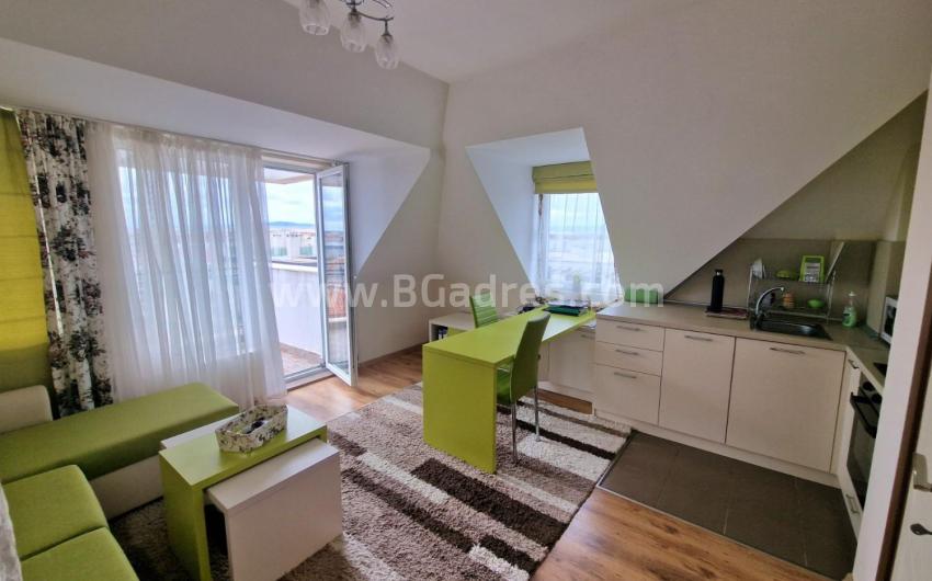 Sea view apartment in Nessebar І №3821