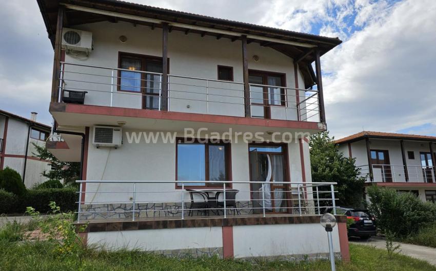 Haus im Dorf Aleksandrovo І №3880