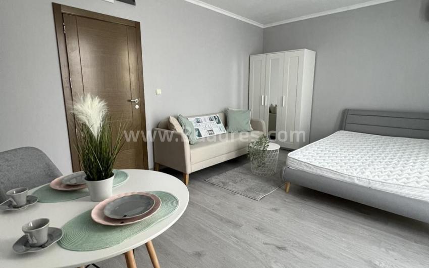 Studio with new furniture at the seaside І №2816