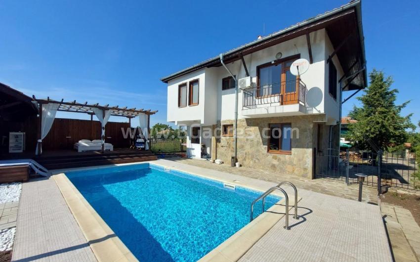 House with pool for year-round living І №2871