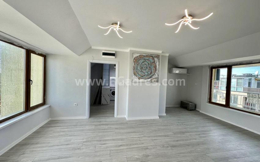 Sea view apartment in Pomorie І №3296