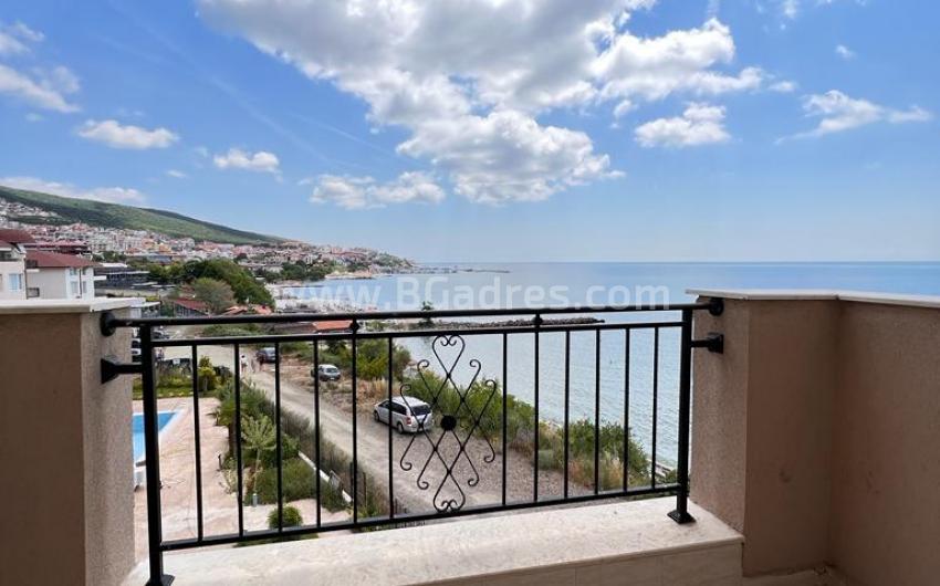 Sea view apartment on the front sea line І №3382