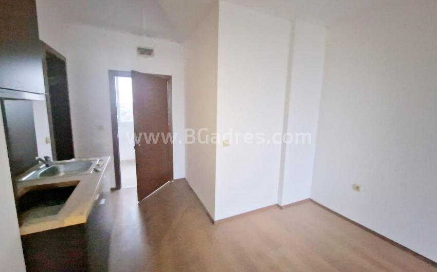 Apartment with low maintenance fee on the seaside І №3268