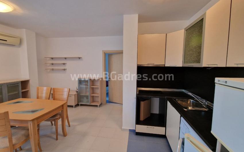 Apartment with low maintenance fee in St. Vlas І №3906