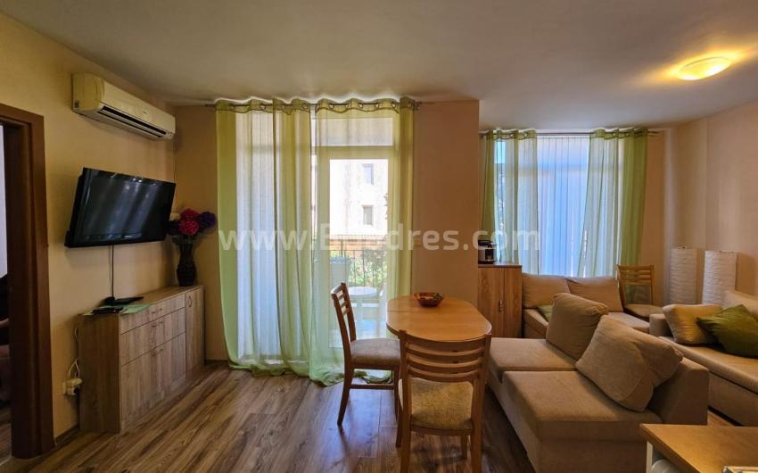 Apartment at a bargain price in the Dawn Park complex І №3828