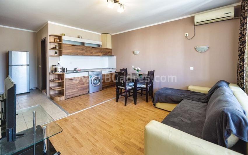 Two bedroom apartment 500 m from the beach І №3368