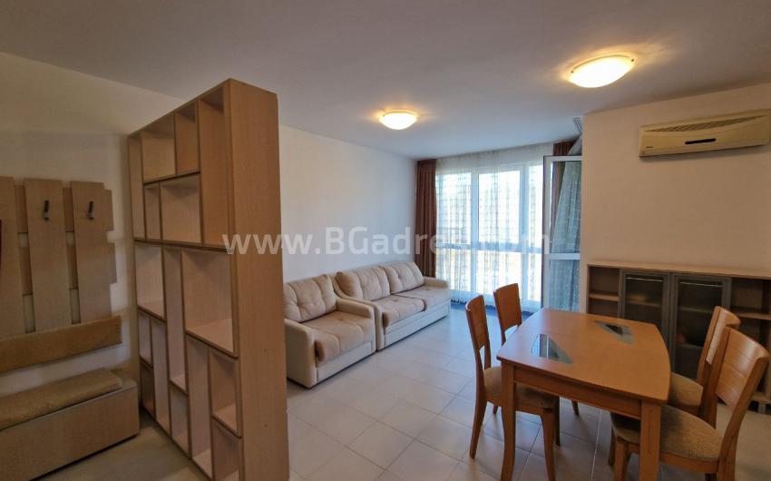 Apartment with low maintenance fee in St. Vlas І №3906