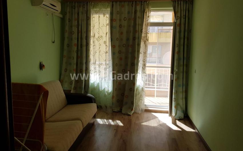 Three-room apartment for permanent residence in Pomorie | №2321