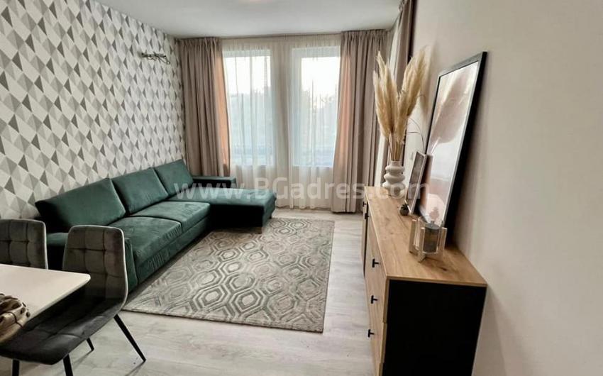 Апартамент с хубави мебели и ниска такса поддръжка І №2777