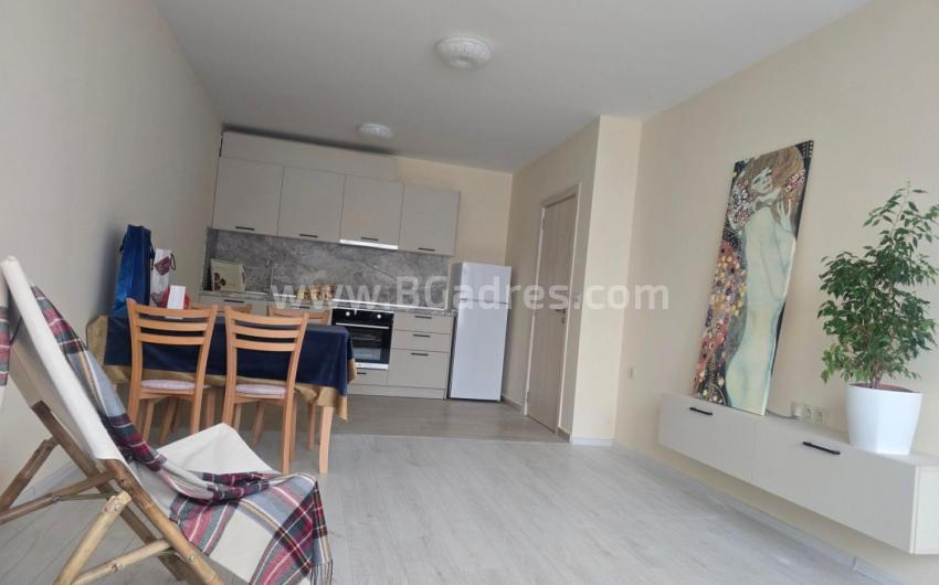 Apartment in a residential building in Pomorie І №4543