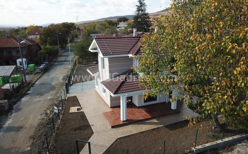 Neues Haus im Dorf Goritsa І №3381