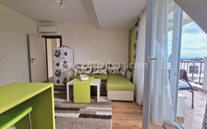 Sea view apartment in Nessebar І №3821