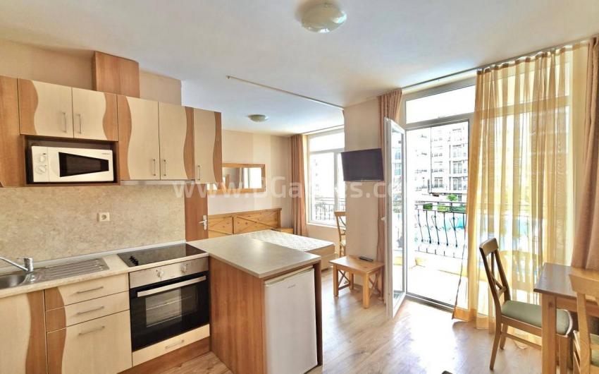 Apartment in the Dawn Park complex І №4710
