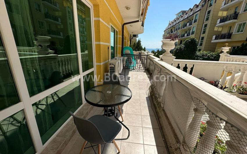 Apartment on the first sea line at a bargain price І №3647