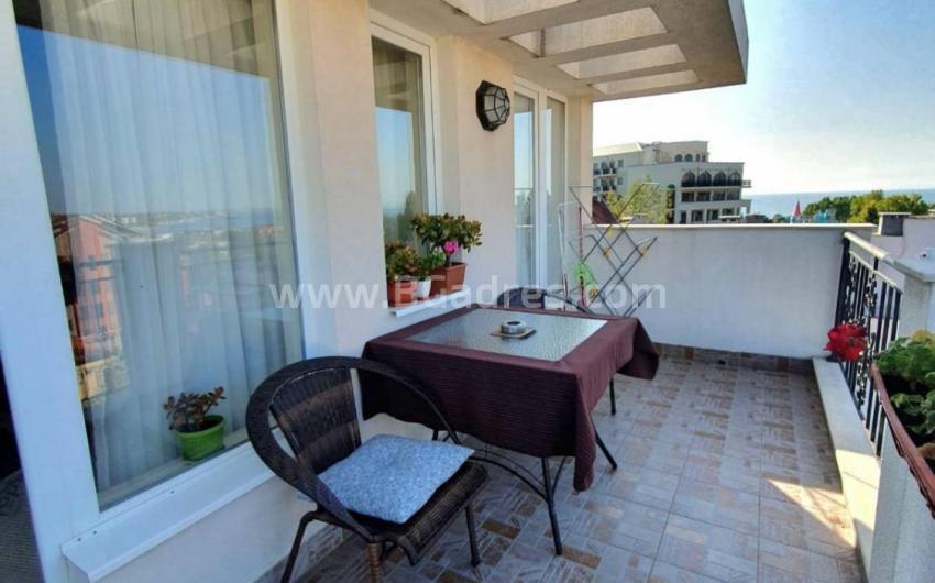 Sea view apartment in Nessebar І №3821