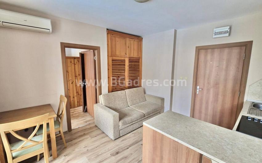 Apartment in the Dawn Park complex І №4710