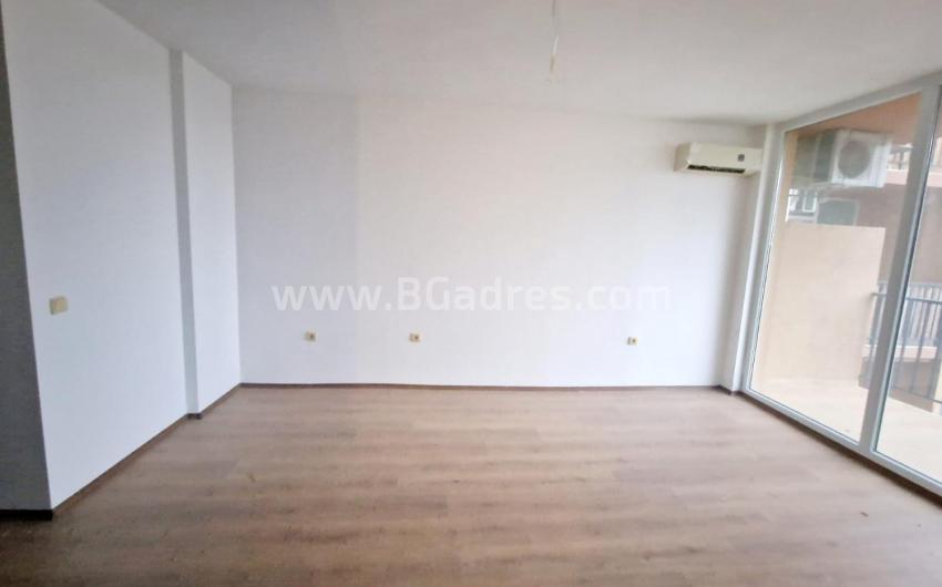 Apartment with low maintenance fee on the seaside І №3268