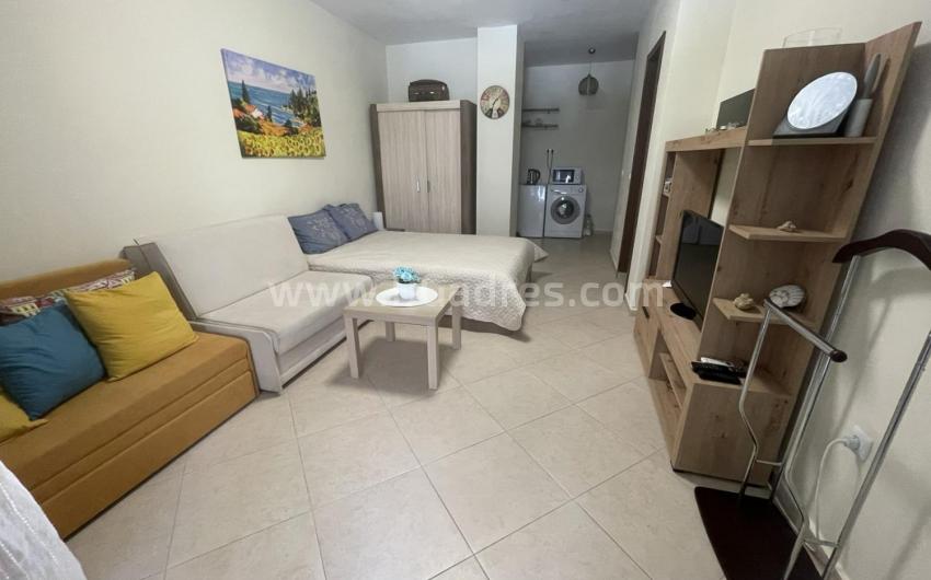 Large studio in Cascadas at a bargain price І No. 2470