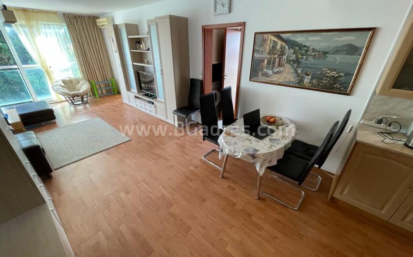 Apartment without maintenance fee with underground parking | No. 2186