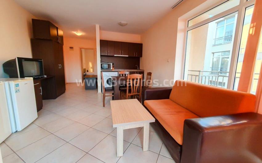 One-bedroom apartment in Kamelia Garden complex | No. 2195