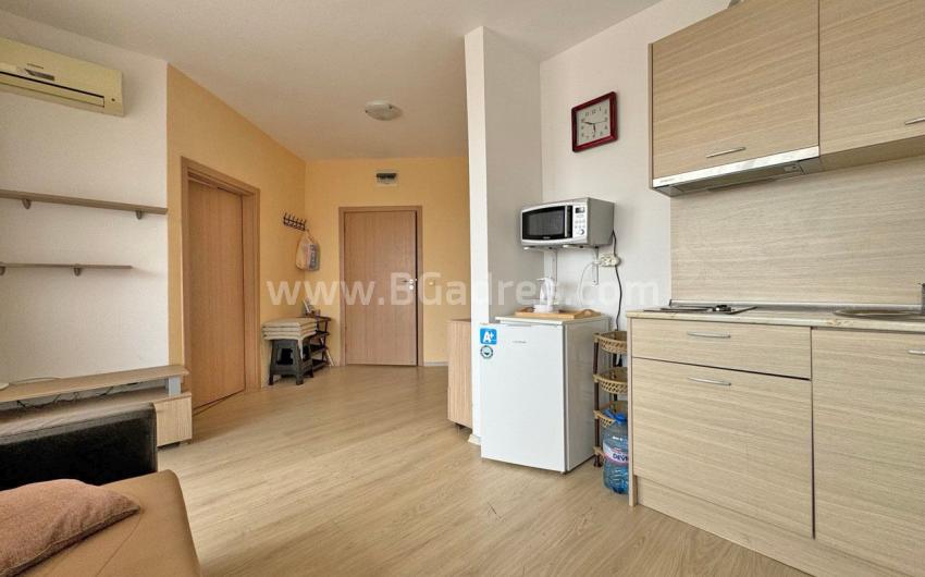 Apartment at a bargain price on the seaside І №3882